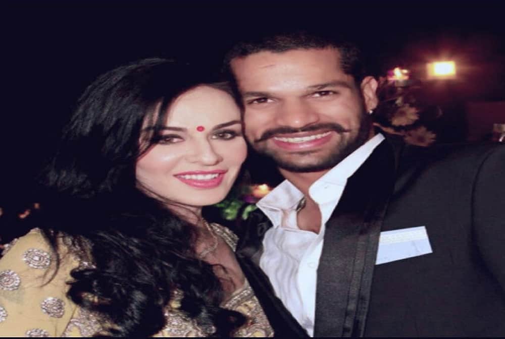 team india star batsman Shikhar Dhawan and his wife Ayesha are a soft-hearted couple in cricket 