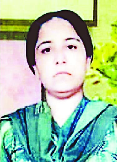 Poonam's maiden funeral