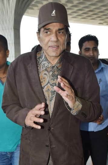 dharmendra and hema malini spot together after a long time