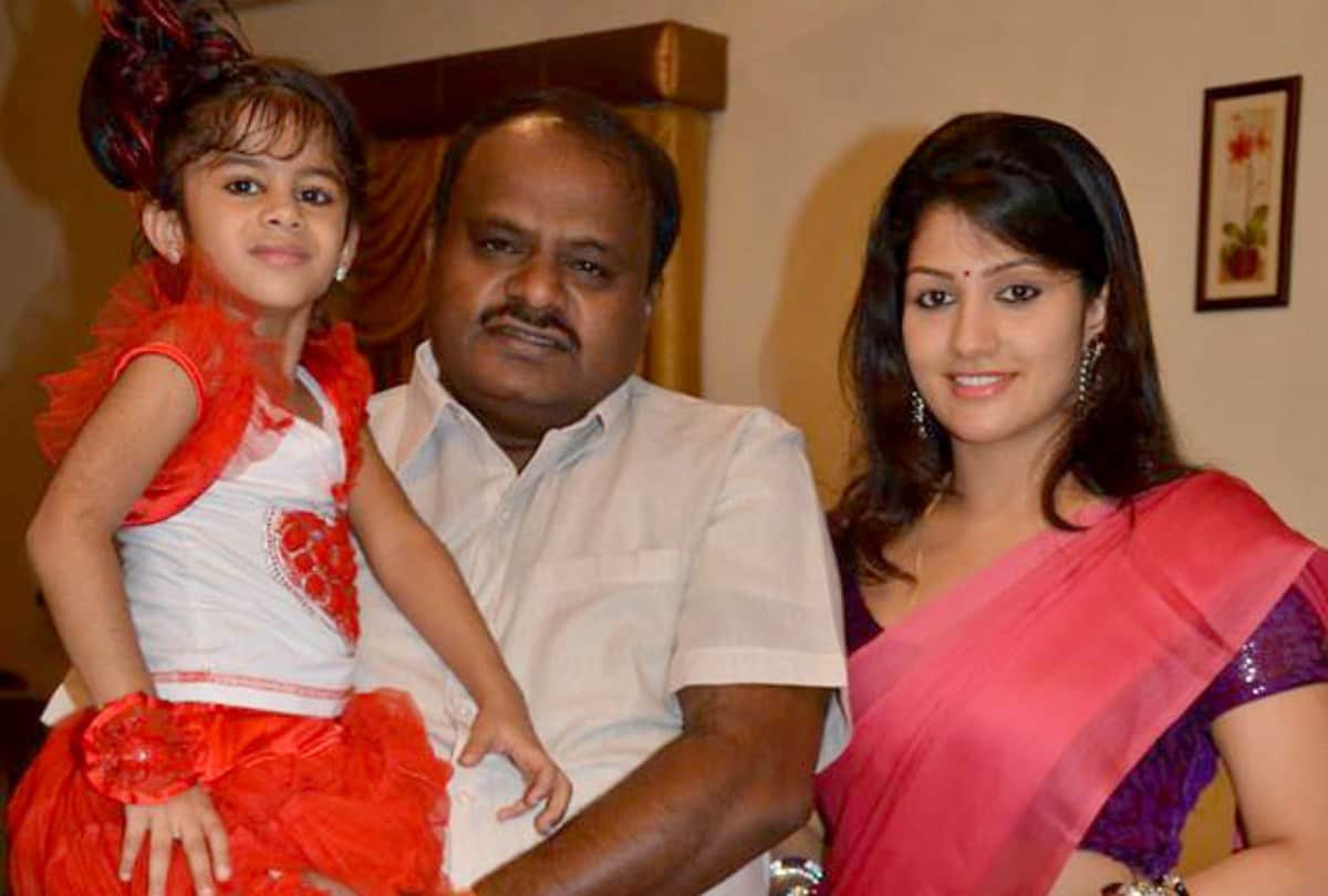 radhika kumaraswamy has more property than karnatak cm kumaraswamy