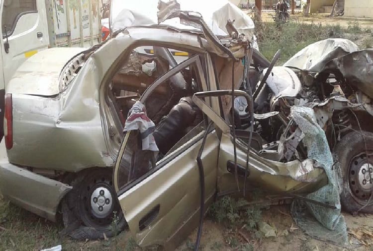 Accident of Honda City Car in Muzaffarnagar, Two killed, many injured