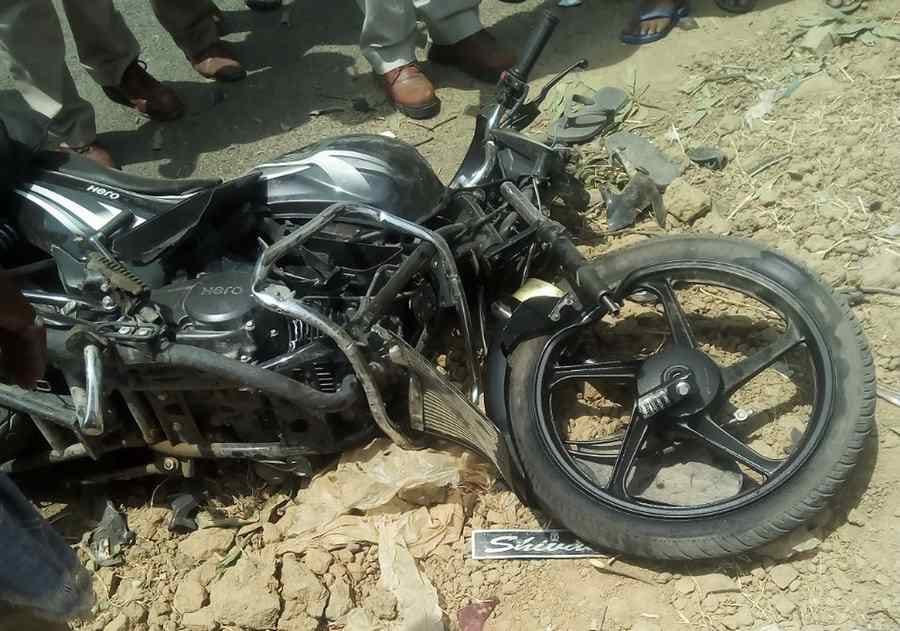 Indian army truck crushed old man in haridwar