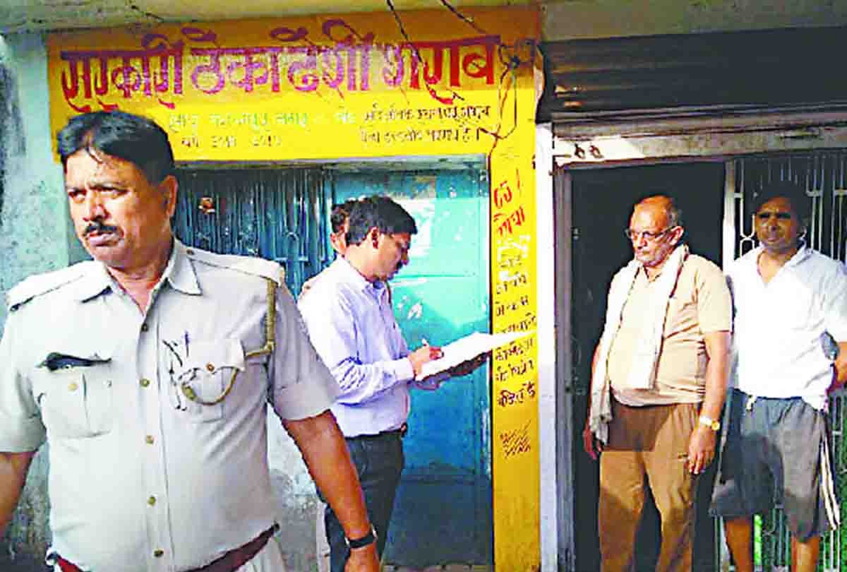 Big action of SSP of Kanpur in Poisonous liquor scandal