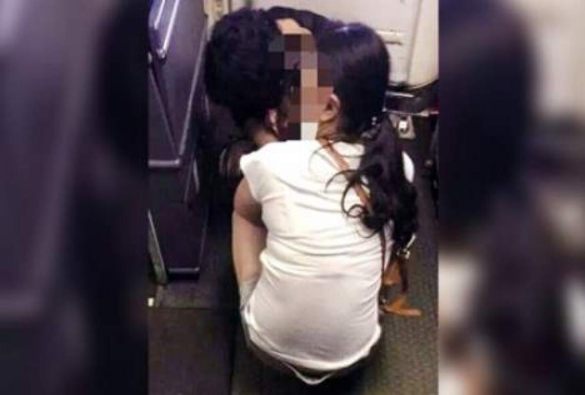 these shaming pictures of flights make you laugh