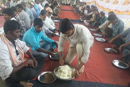 Azhar Maqsusi- feed poor people under flyovers in Hyderabad