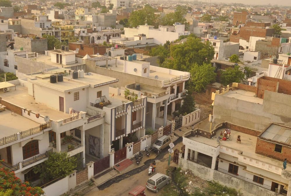 pics of mayawati and mulayam nagar of lucknow.