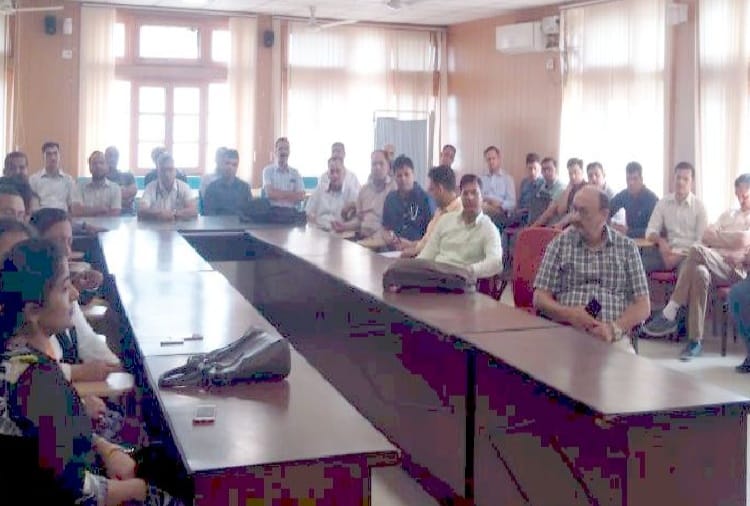 24 घंटों में आरोपी गिरफ्तार नहीं किए तो डाक्टर करेंगे हड़ताल