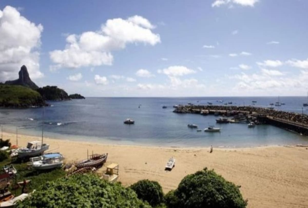 12 years child born in brazil's Fernando de Noronha island
