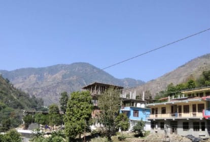 two women injured after blast in house due to electricity short circuit
