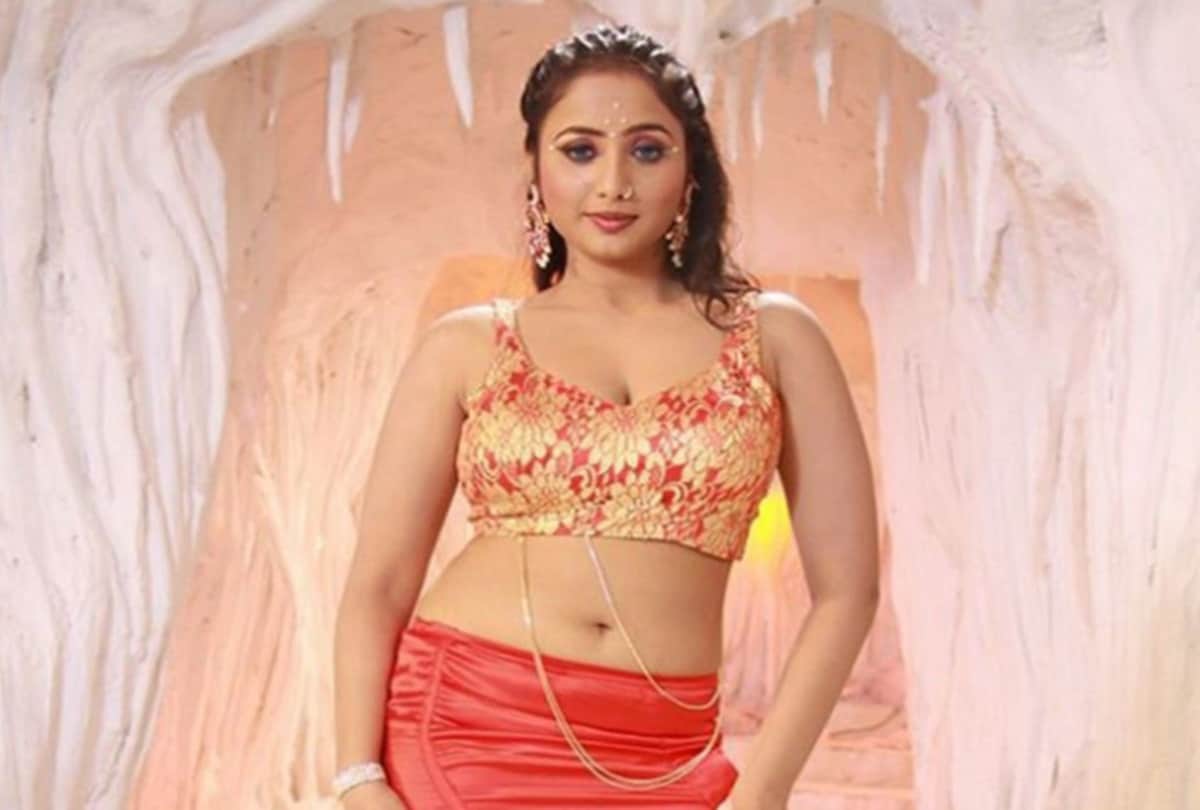 Bhojpuri actress Rani Chatterjee childhood pic goes viral