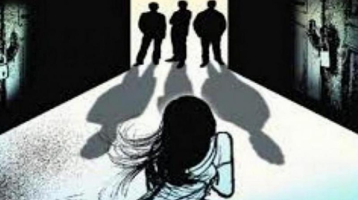 gangrape attempt in alambagh bus turminal of lucknow