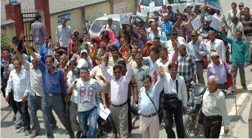 The farmers took away the procession