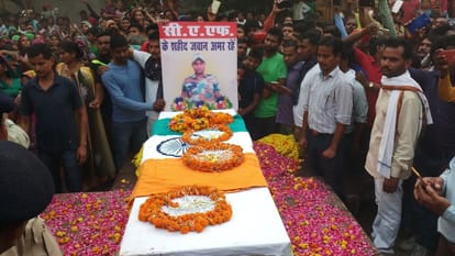 Martyr ravinath patel body will reach evening in varanasi