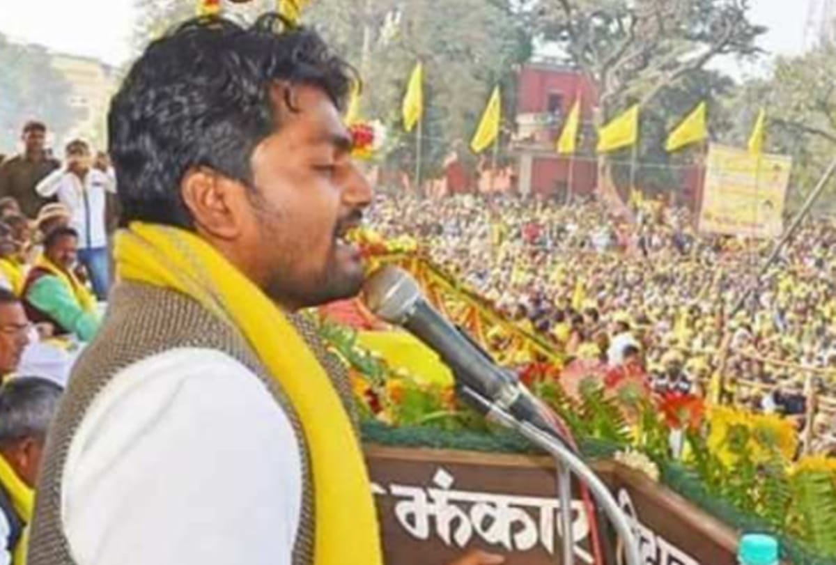 Arvind Rajbhar said will cut off the hands of those people who touch women and girls inappropriately