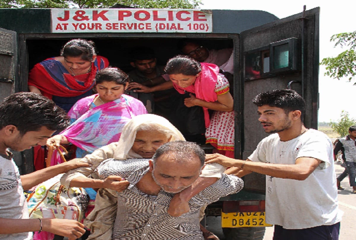 Ceasefire violation by pakistan, Eight month old child killed in firing at arnia and Ramgarh Sector