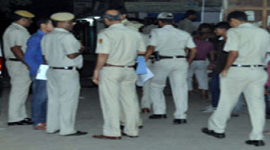 Attack on Delhi Police in Meerut, arrested of rape accused