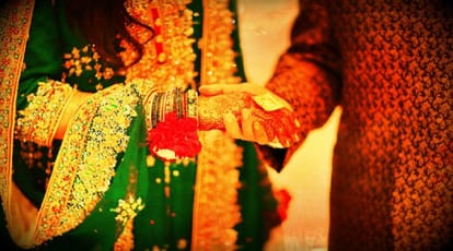 illegal relationship with non woman an young man in Baghpat