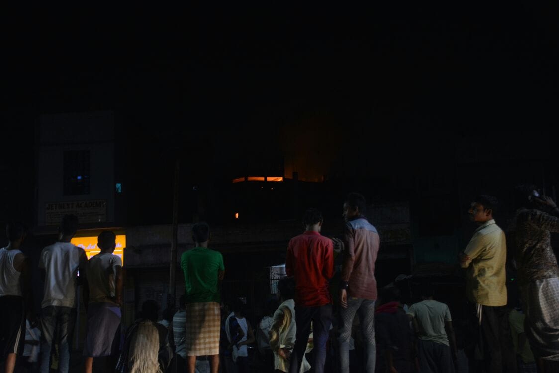 Fierce fire in sevai factory in varanasi