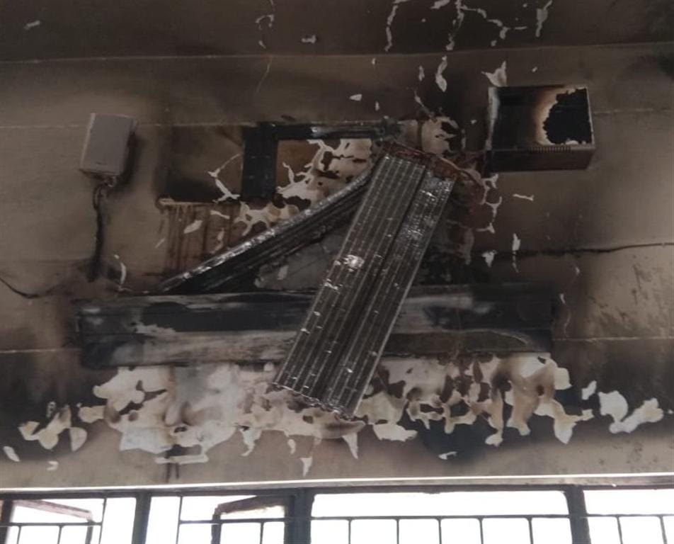  A fire in the meeting hall of Vikas Bhavan before the meeting