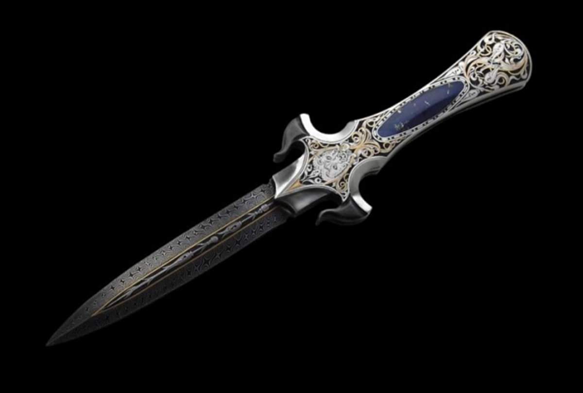 these are 8 vastu reasons due to stress and lack of money remain at home