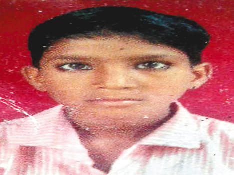 student died in accident due to container collision