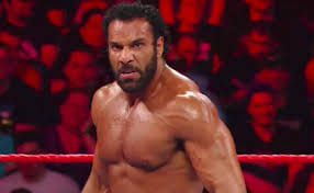 wwe fight, wrestler jinder mahal attacks with chair on seth rollins