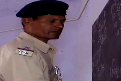 Pramod Paswan- policeman who working as a teacher, he believes education will end Naxalism