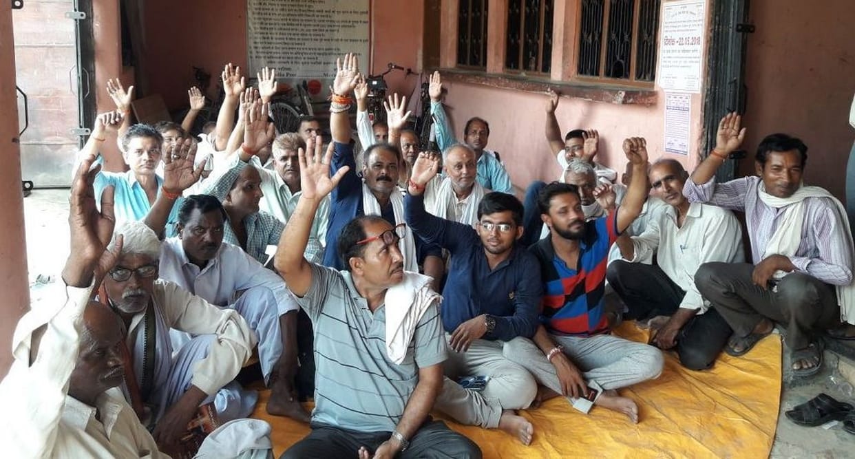 ग्रामीण डाक सेवकों ने नहीं किया काम 