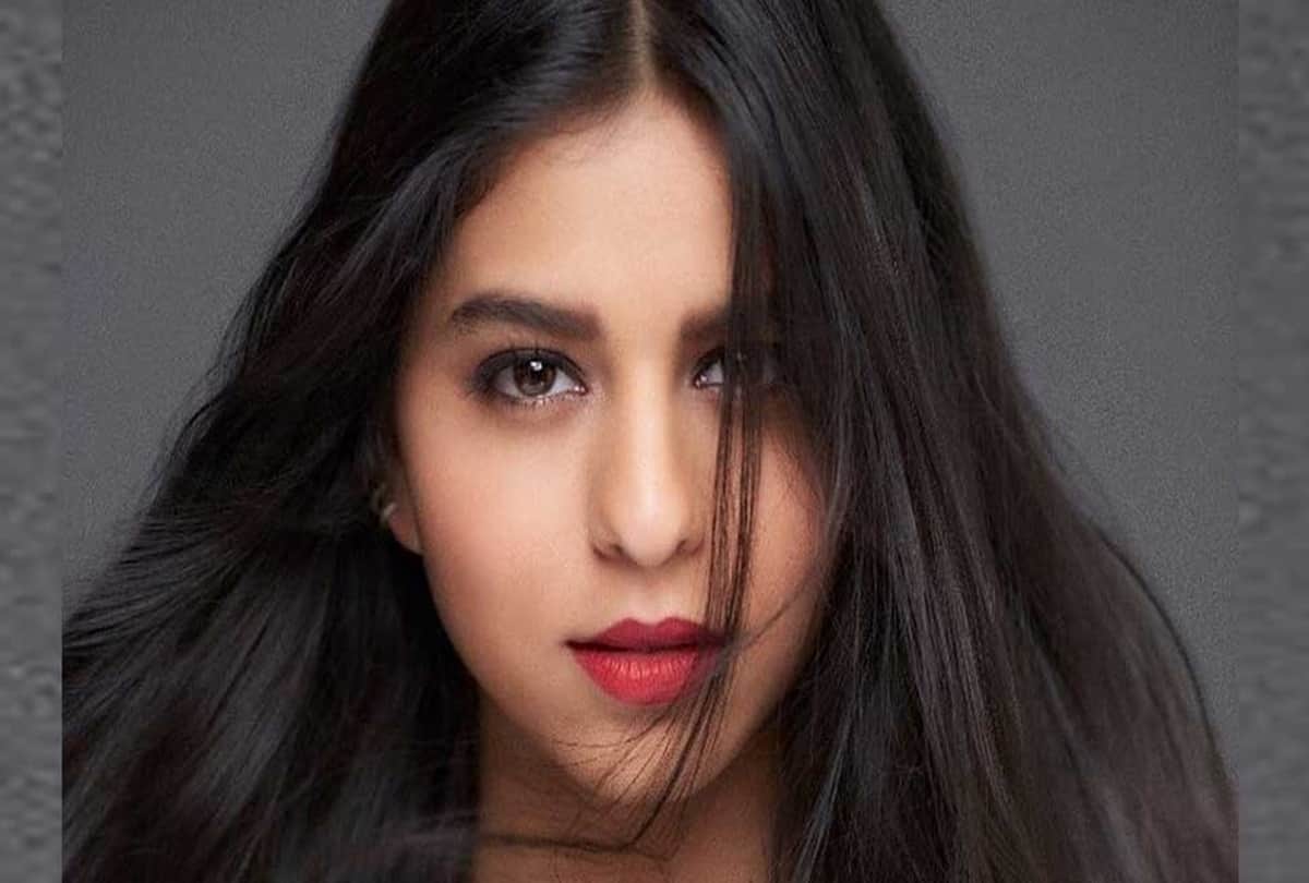 Gauri Khan shares glamorous pic of Suhana Khan