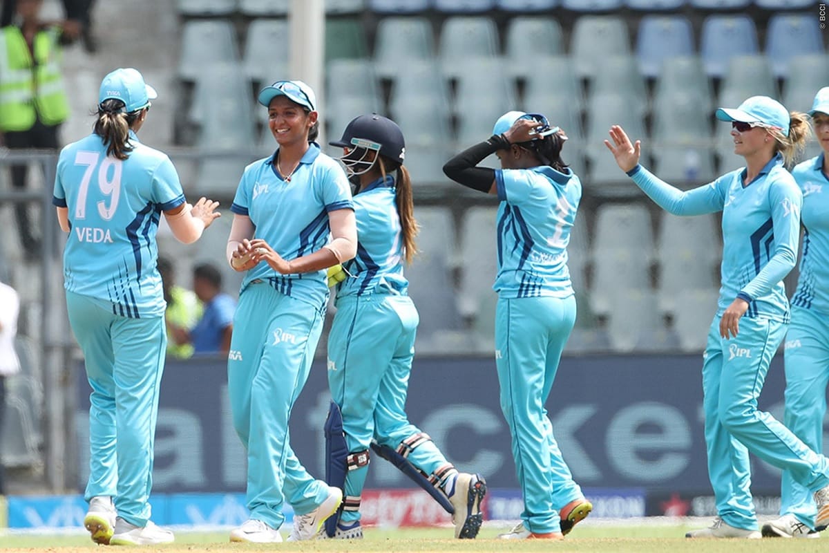 Women T20 Challenge: Supernovas beat Trailblazers by 2 runs, both qualify for final