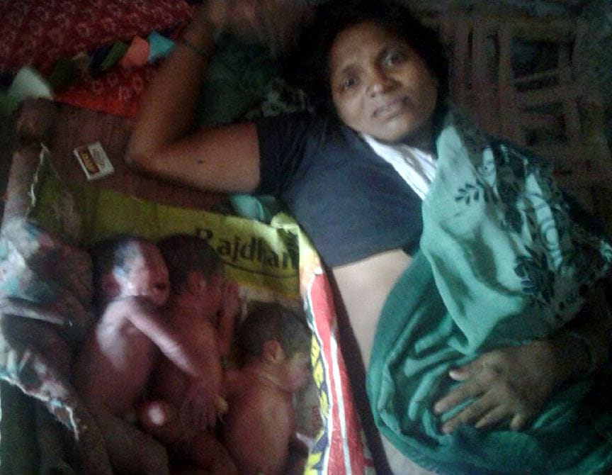 kasganj woman gave birth to three child together 