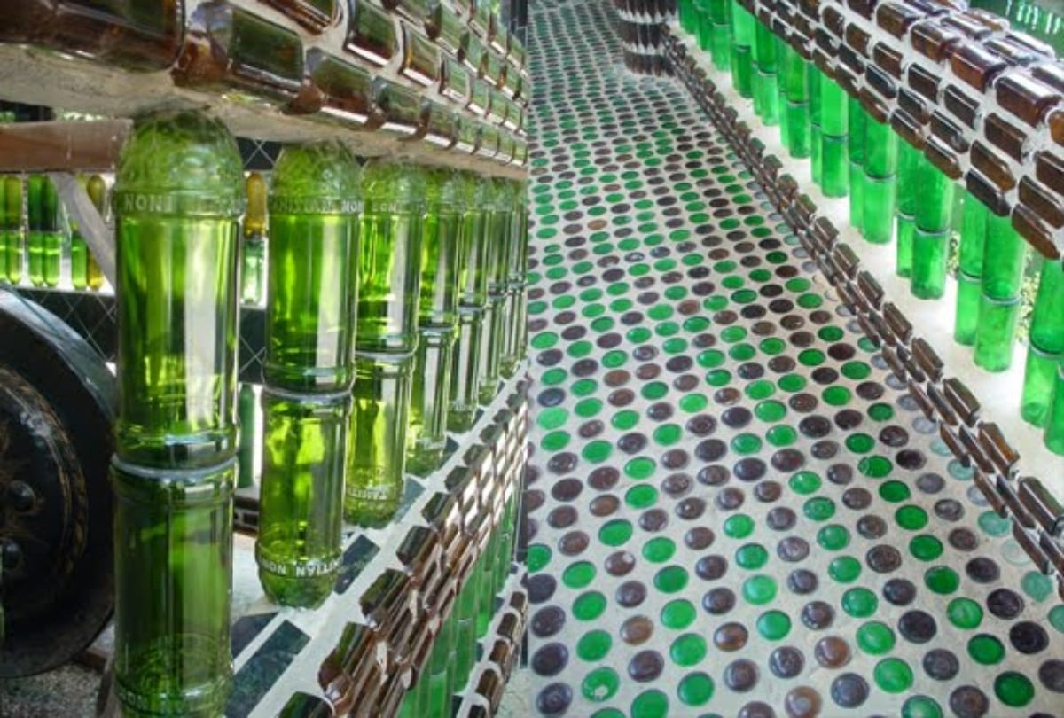 Beer Bottle Temple Wat Pa Maha Chedi Kaew In Thailand Should Be On Your Bucket List