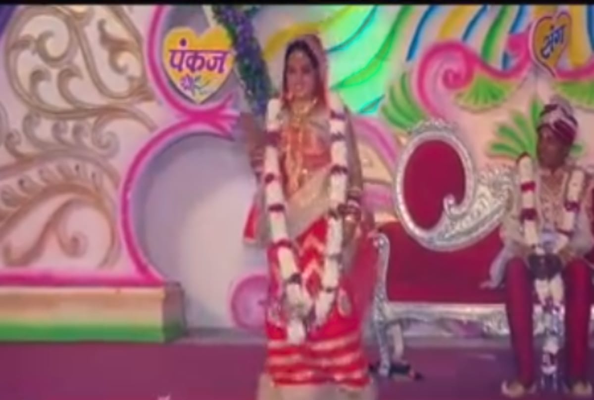 Bride dancing on her own wedding video goes viral 