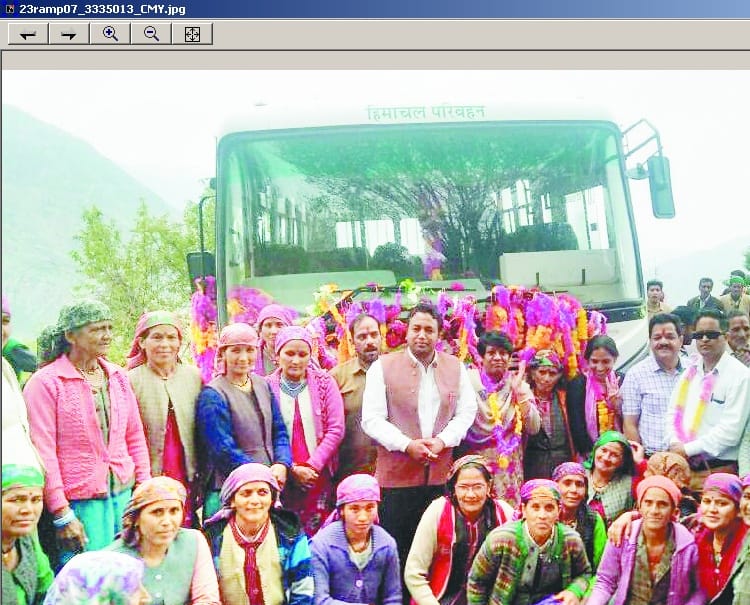 तुनन गांव के लिए बस सेवा शुरू