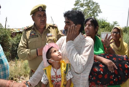 J&K One civilian dead, two injured after heavy shelling from Pakistan in Hiranagar sector  
