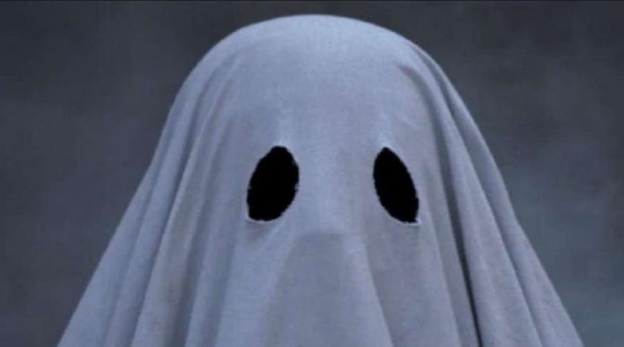 Warden to scare girls by becoming ghost, Complaint from DM