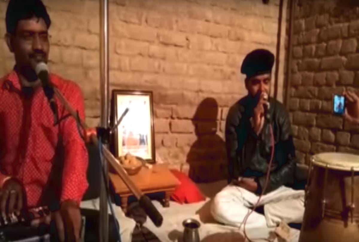 Video being viral of a man who can create sound like dholak with their mouth 