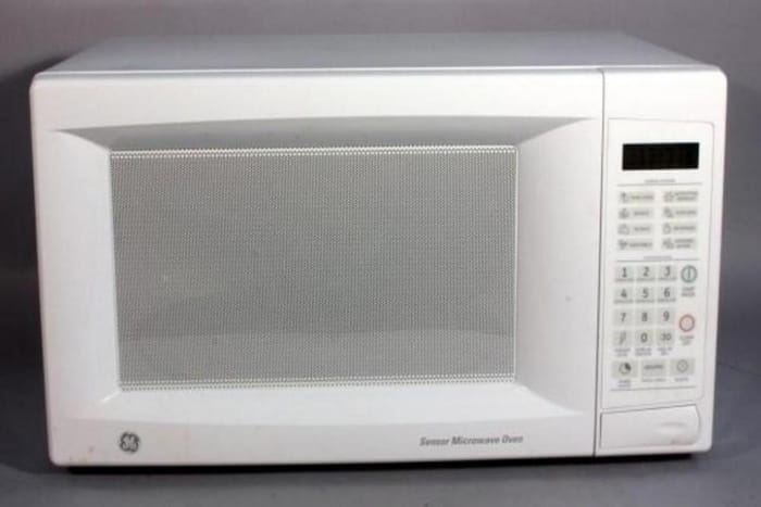 CES 2024 TV becomes transparent Water Cube will make water from air