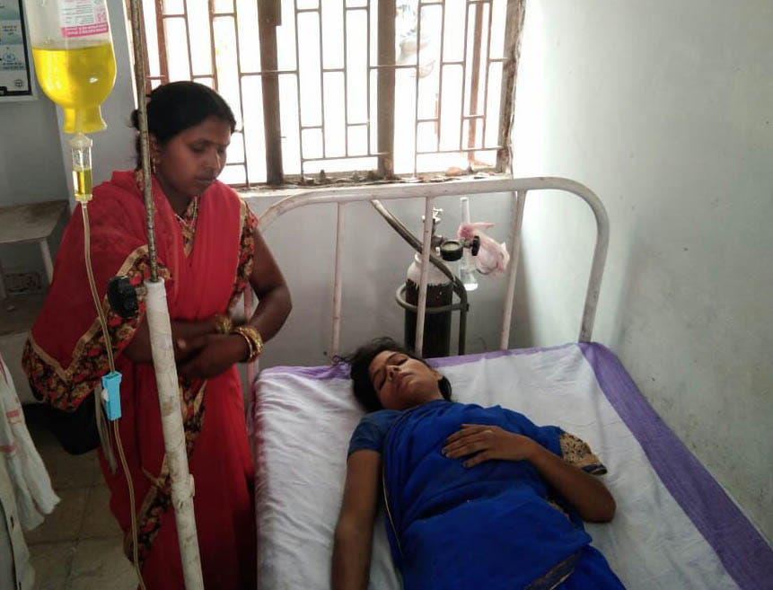 Drinker husband thrown his wife and daughters from running car at mau