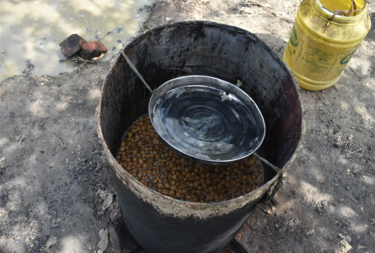 Poisonous and illegal liquor case in Kanpur