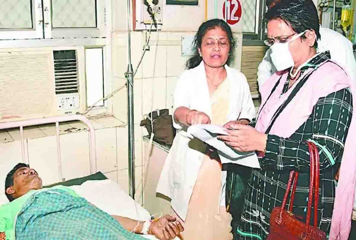 action taken on grandson of former minister and two others in poisonous liquor case 