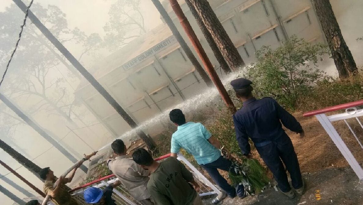FIRE BROKE OUT IN MATA VIASHNO DEVI FOREST KATRA PICS