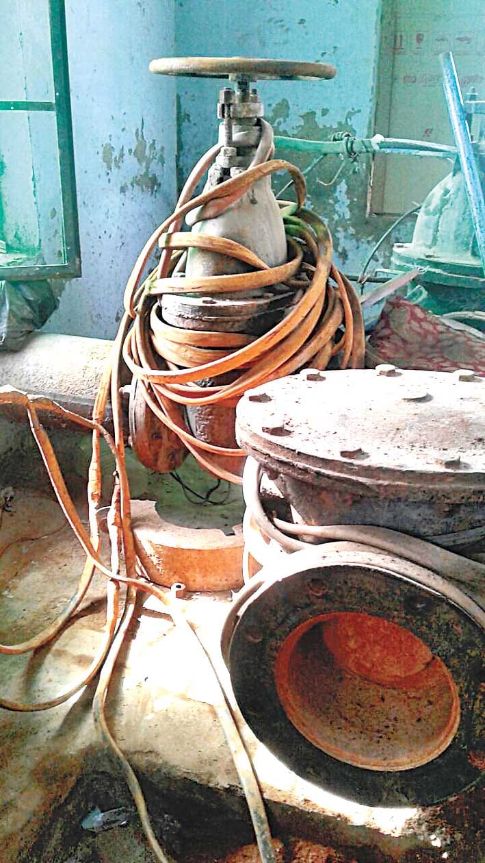 यहां मंत्री के आदेश पर भी ध्यान नहीं दिया जा रहा