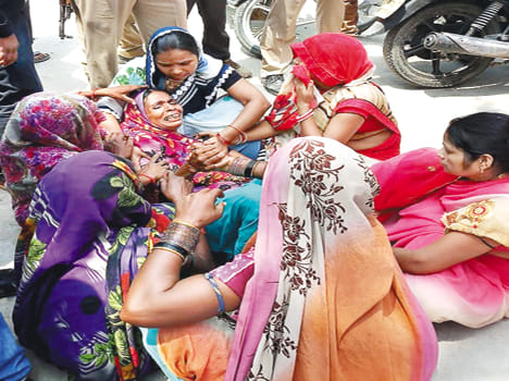 B.Sc. student dies due to collision of car
