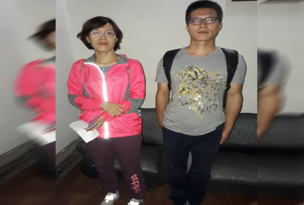 Chinese couple leave india after police notice 