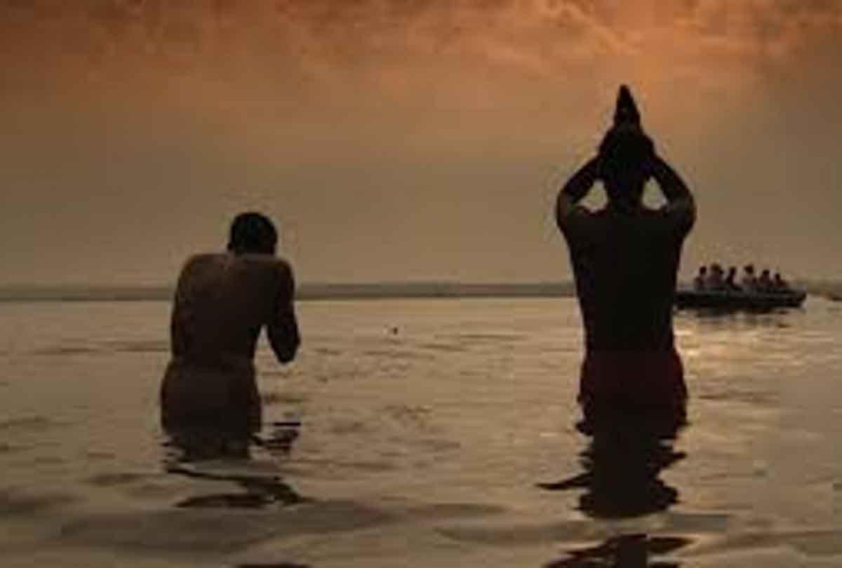 ganga bath is good for health 