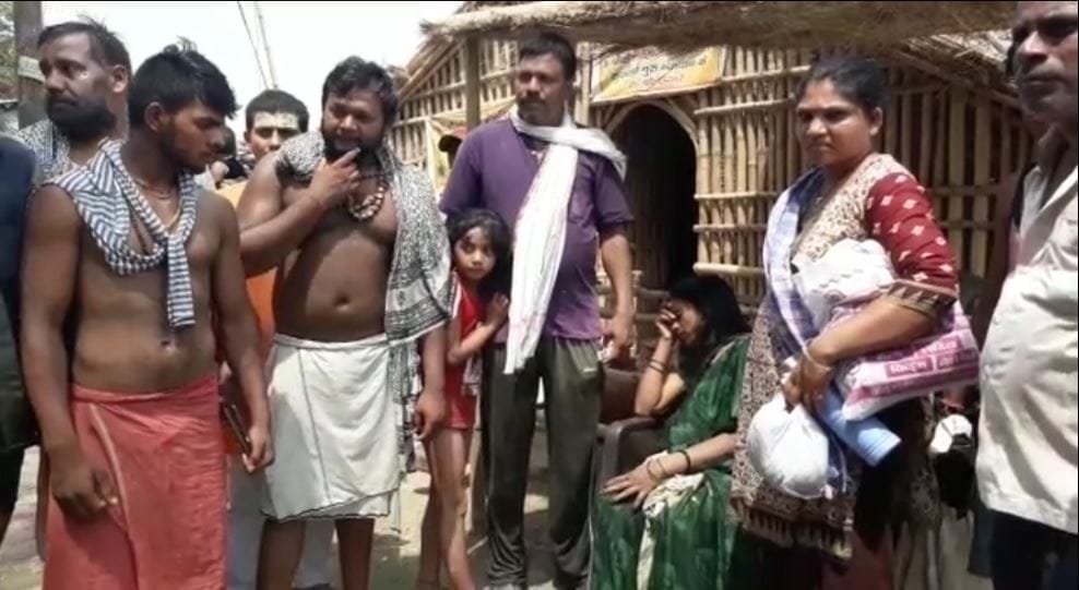 eight people drown in yamuna river in mathura