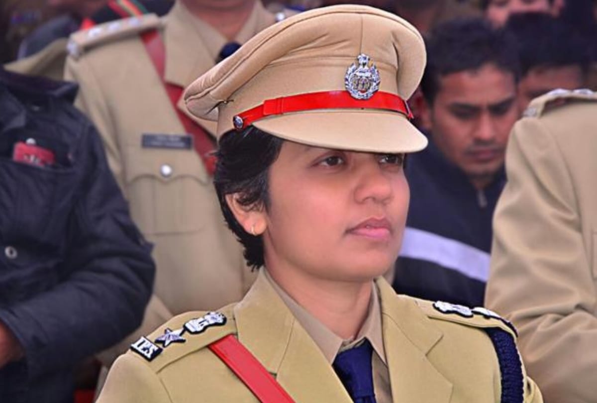 IPS Manzil saini started 'shakti diwas' in lucknow