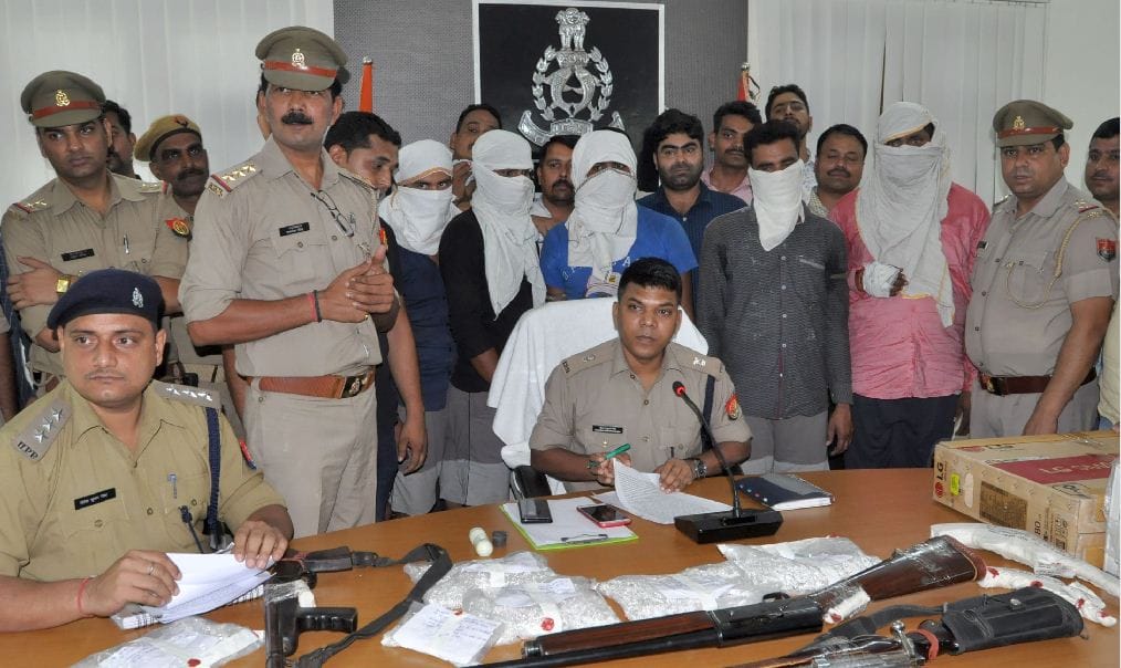 six robbers arrested for container loot