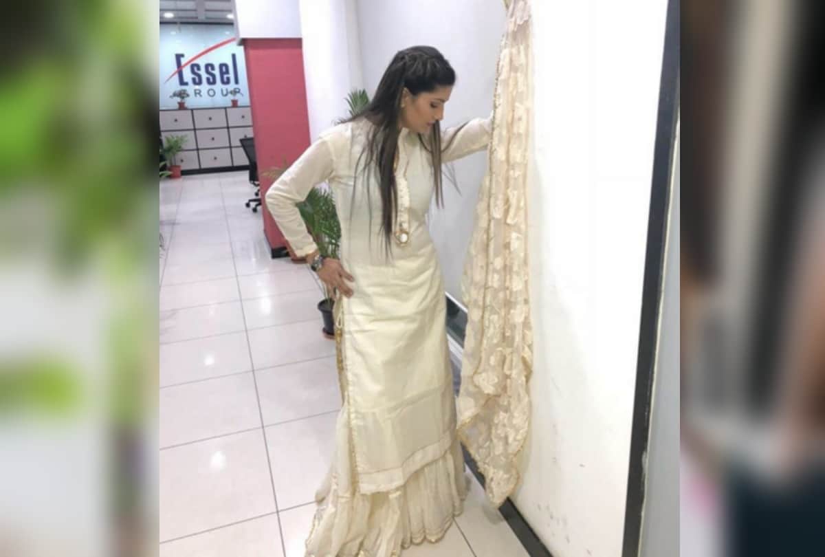 sapna choudhary photos viral on internet in delhi ncr